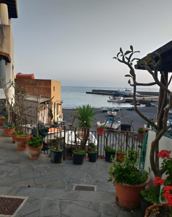 Perla Spiaggia Leni Exterior foto